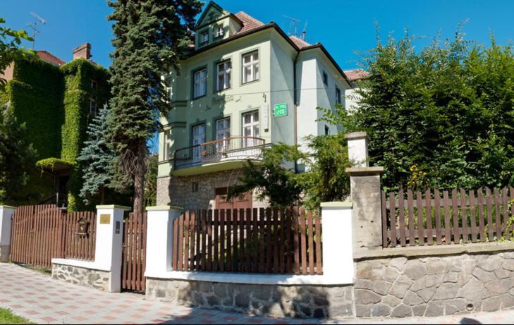 Hotel Green House Τέπλιτσε Εξωτερικό φωτογραφία