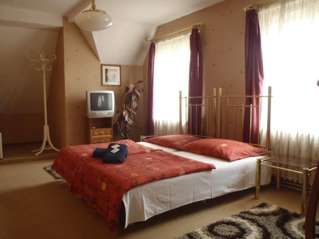 Hotel Green House Τέπλιτσε Εξωτερικό φωτογραφία
